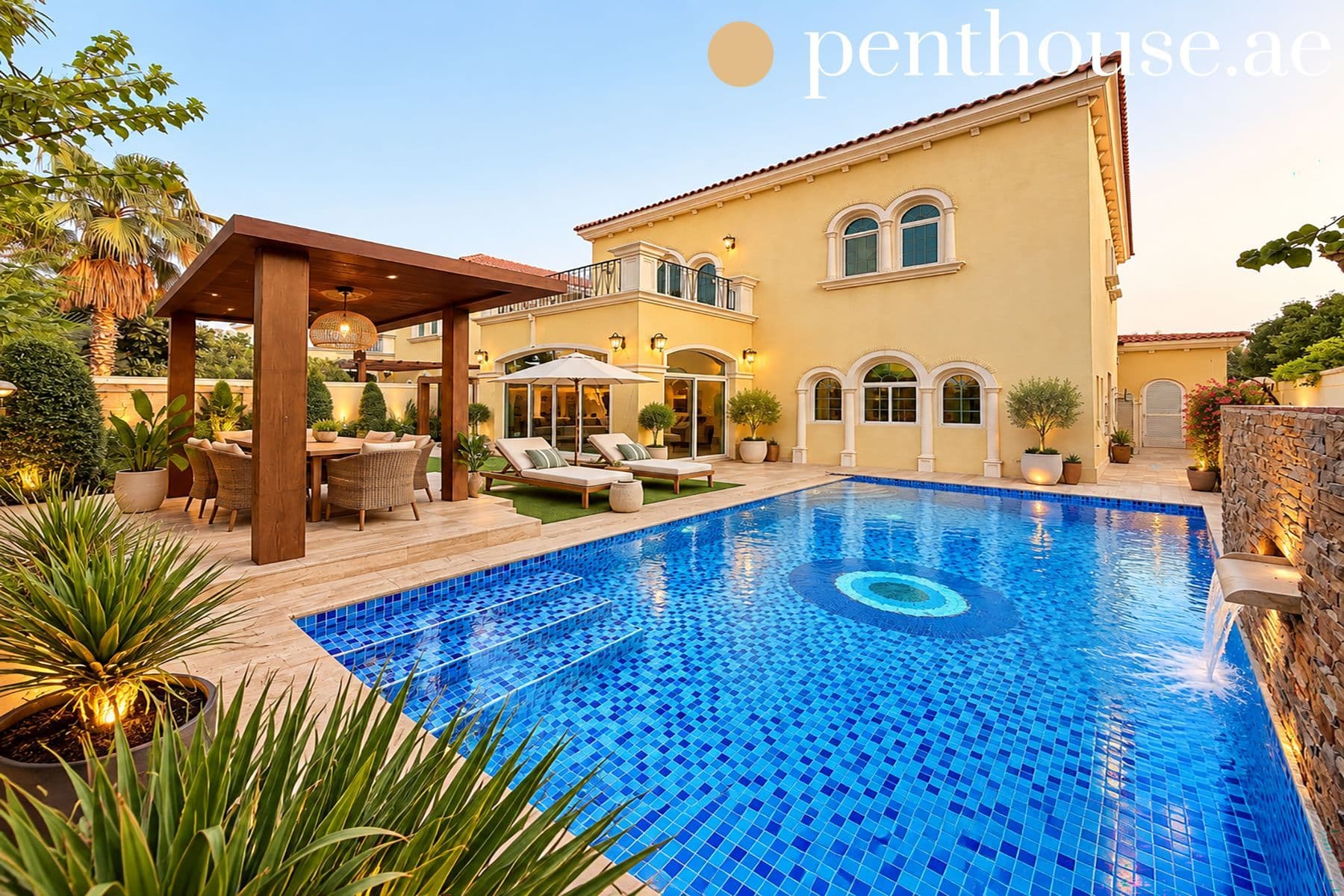 Upgraded Legacy Large | Private Pool | VOT